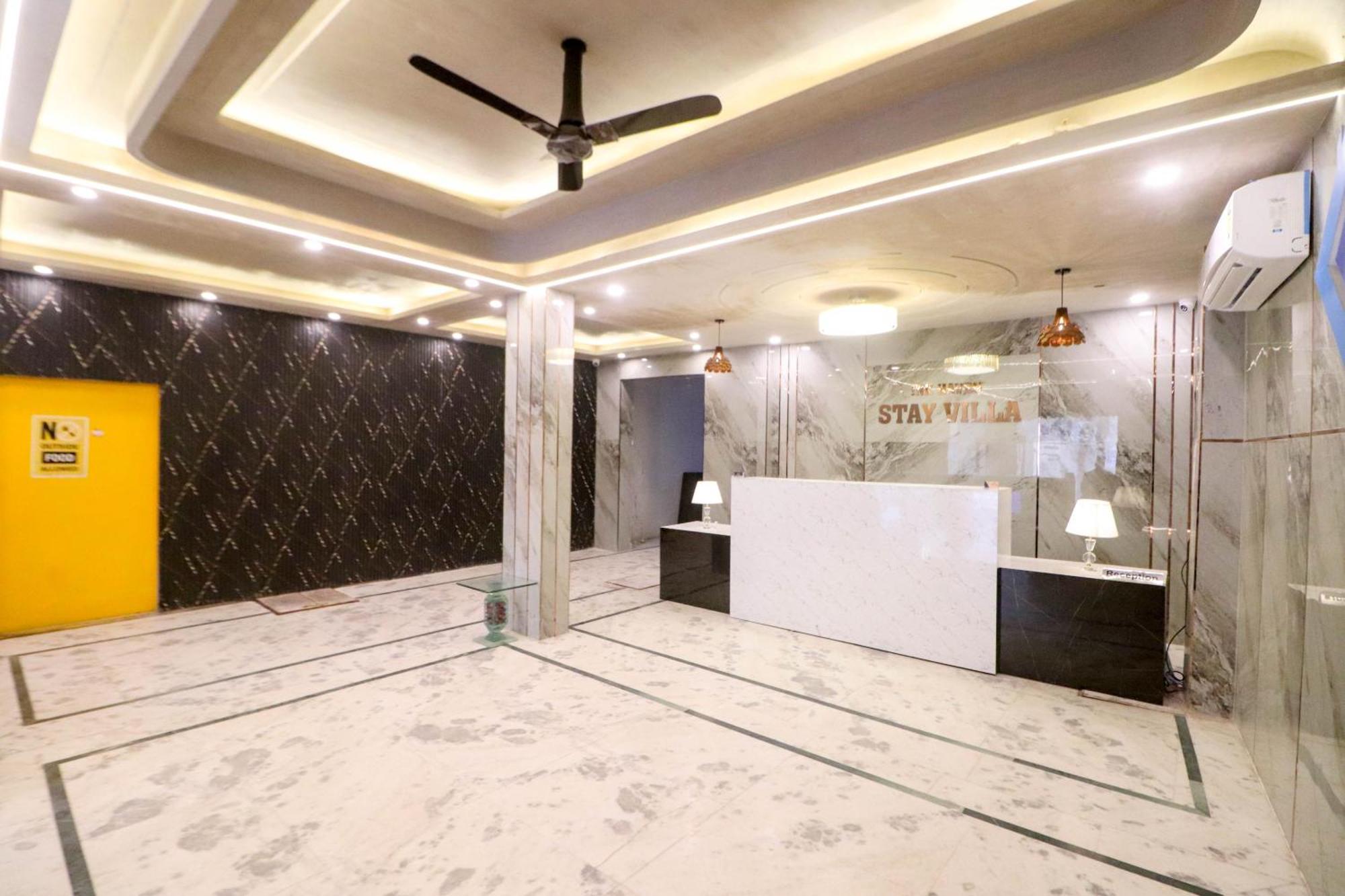 Hotel Vvs Near Delhi Airport 新德里 外观 照片
